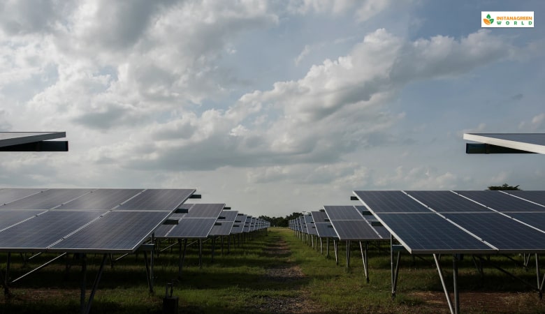 Do Solar Panels Work During Cloudy And Snowy Weather 