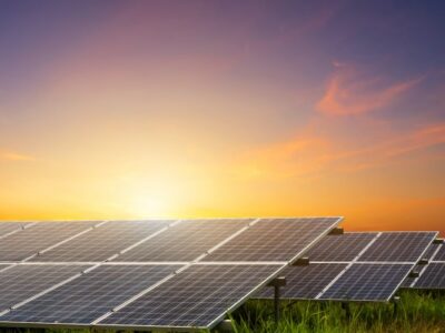 advantages and disadvantages of solar energy